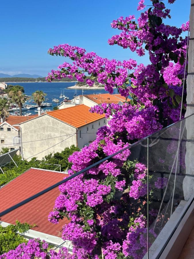 St. Nicholas 4*
